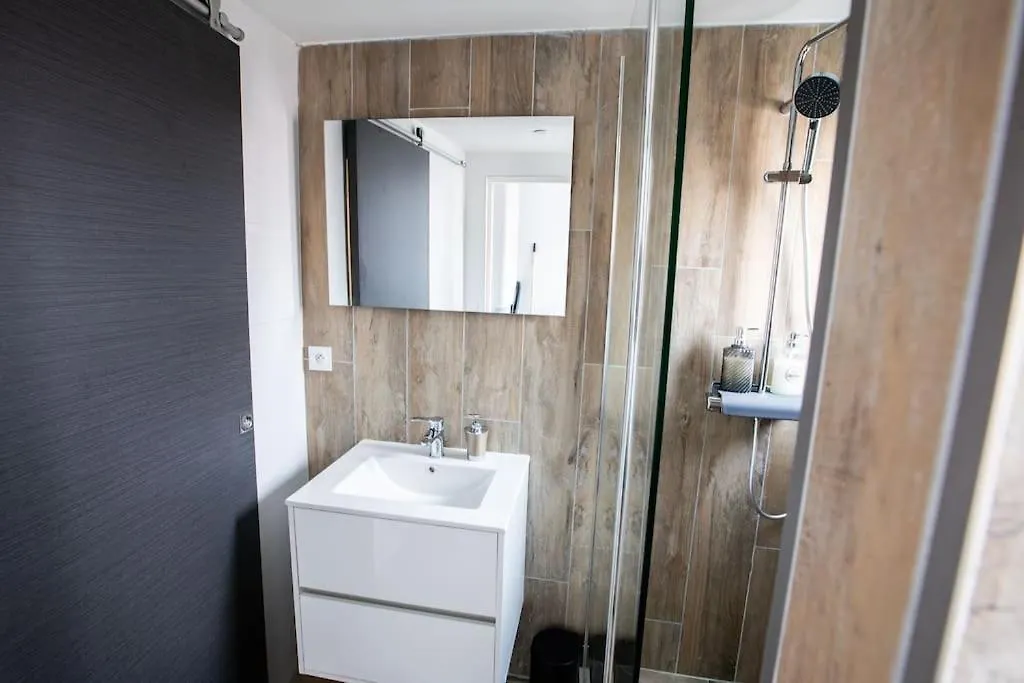 Duplex 3 Chambres, Aeroport Paris Cdg, Parc Des Expositions, Parc Asterix, Mitry-Mory 0*,  France
