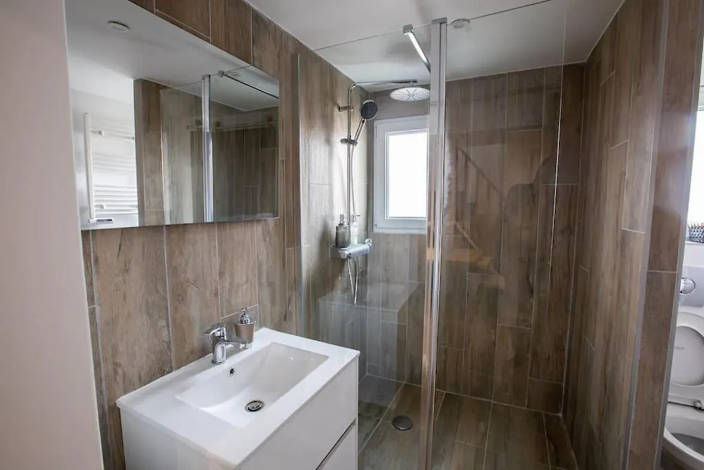 Duplex 3 Chambres, Aeroport Paris Cdg, Parc Des Expositions, Parc Asterix, Mitry-Mory Apartment