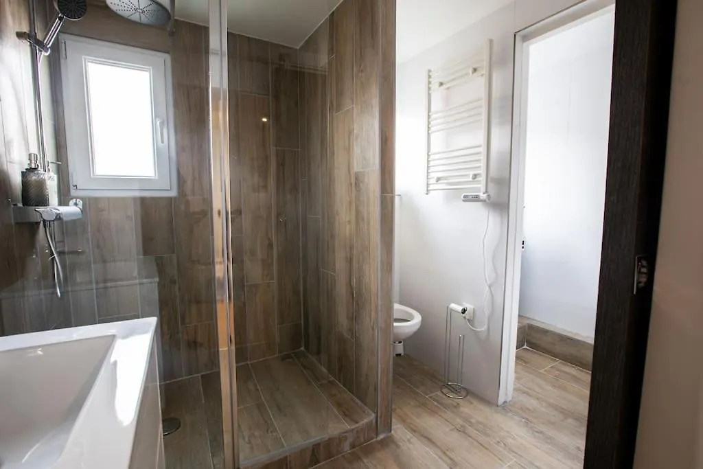 Apartment Duplex 3 Chambres, Aeroport Paris Cdg, Parc Des Expositions, Parc Asterix, Mitry-Mory